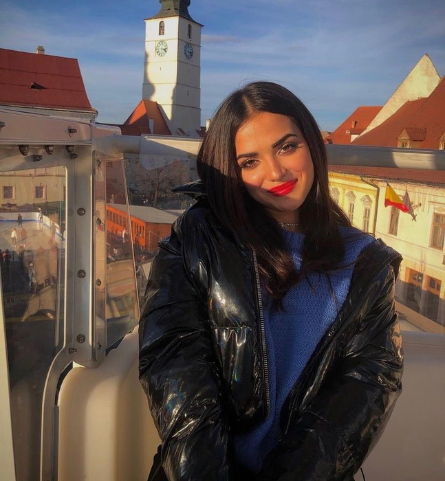 Cum arată şi din ce face bani Alesia, fiica cea mare a Danei Marijuana? Foto
