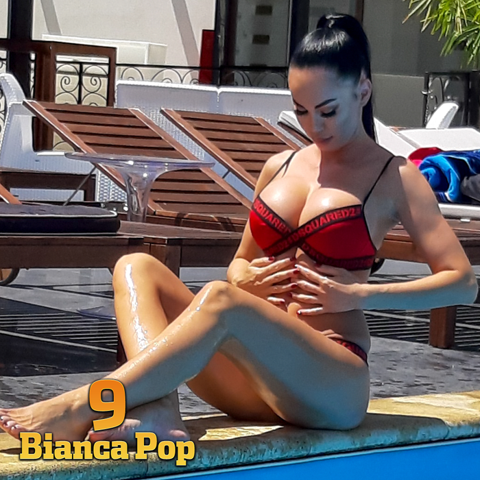 TOP 20 – Cele mai rușinoase gafe vestimentare ale vedetelor la plajă. Daniela Crudu, de exemplu, a rămas cu sutienul în mână și e doar pe locul doi. Să vezi cine e pe primul loc, imaginile sunt fabuloase