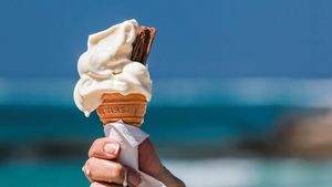 Canicula pune stăpânire pe România. Alimentele care trebuie evitate când este foarte cald afară