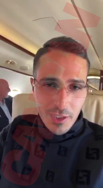 Simon Leviev, la bordul unui private jet/ Sursă foto: CANCAN.RO