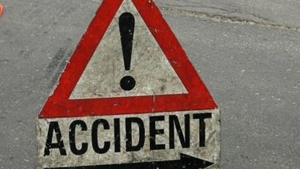 Accident grav în Craiova! Patru persoane, printre care şi un copil, au fost rănite!