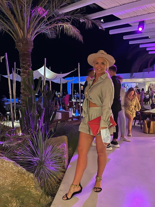Vica Blochina, apariție de senzație în Mykonos! Cum se distrează blondina în vacanță