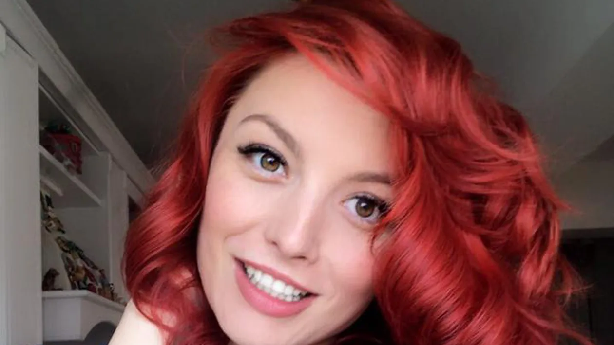 Însărcinată în şapte luni, ELENA GHEORGHE a decis să îşi facă un tatuaj: „Niciodată nu am...“