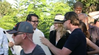 Madonna va pune piatra de temelie a unei scoli in Malawi