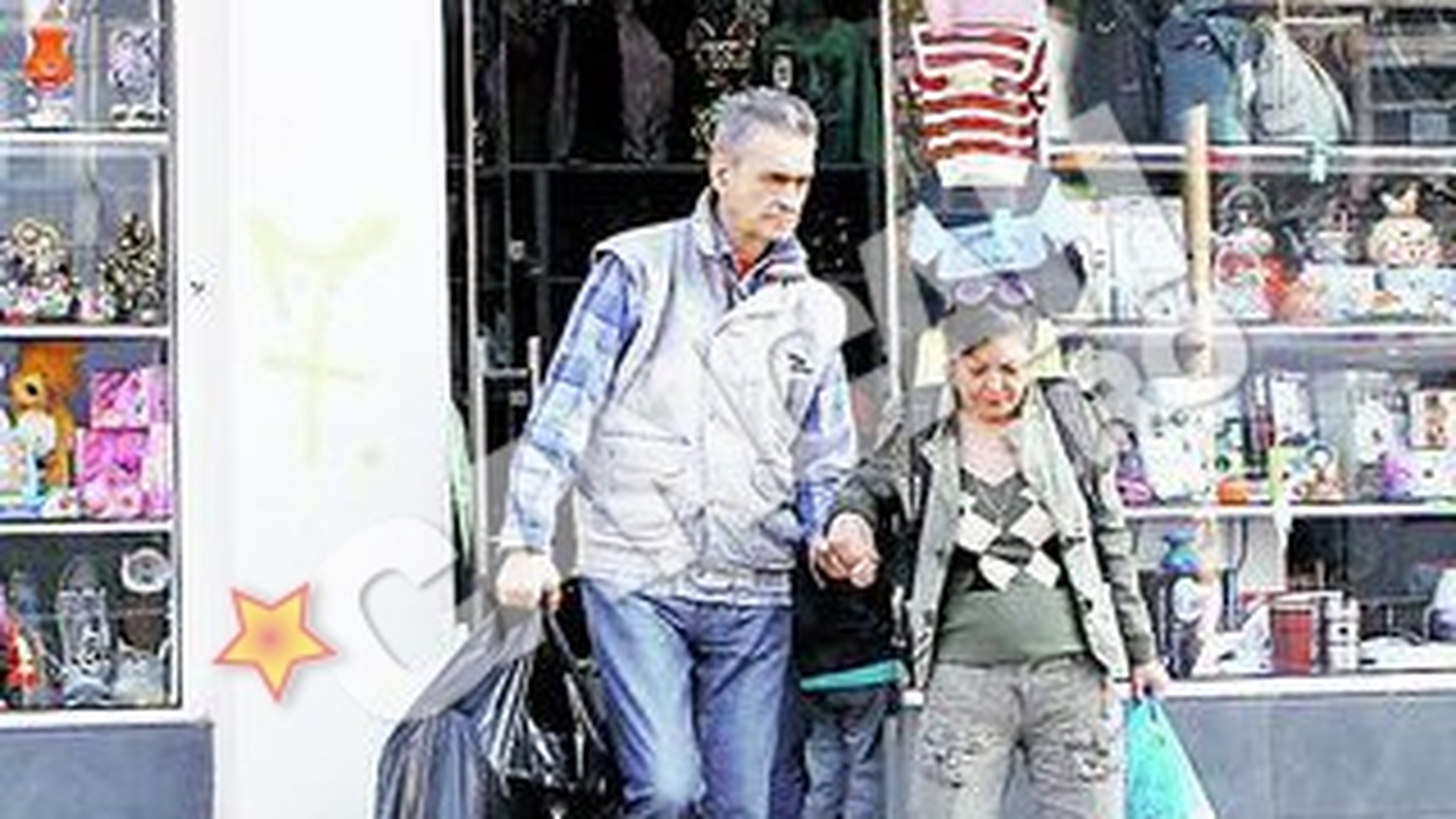 Iurie Darie a incercat sa care o plasa, insa nu a putut si a luat-o Anca Pandrea! Ii tremura mainile si nu se mai poate deplasa singur