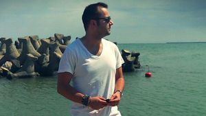 Mihai Morar isi petrece concediul in Romania! Uite cum se balaceste cu fetitele lui in piscina: "Sunt mandru"