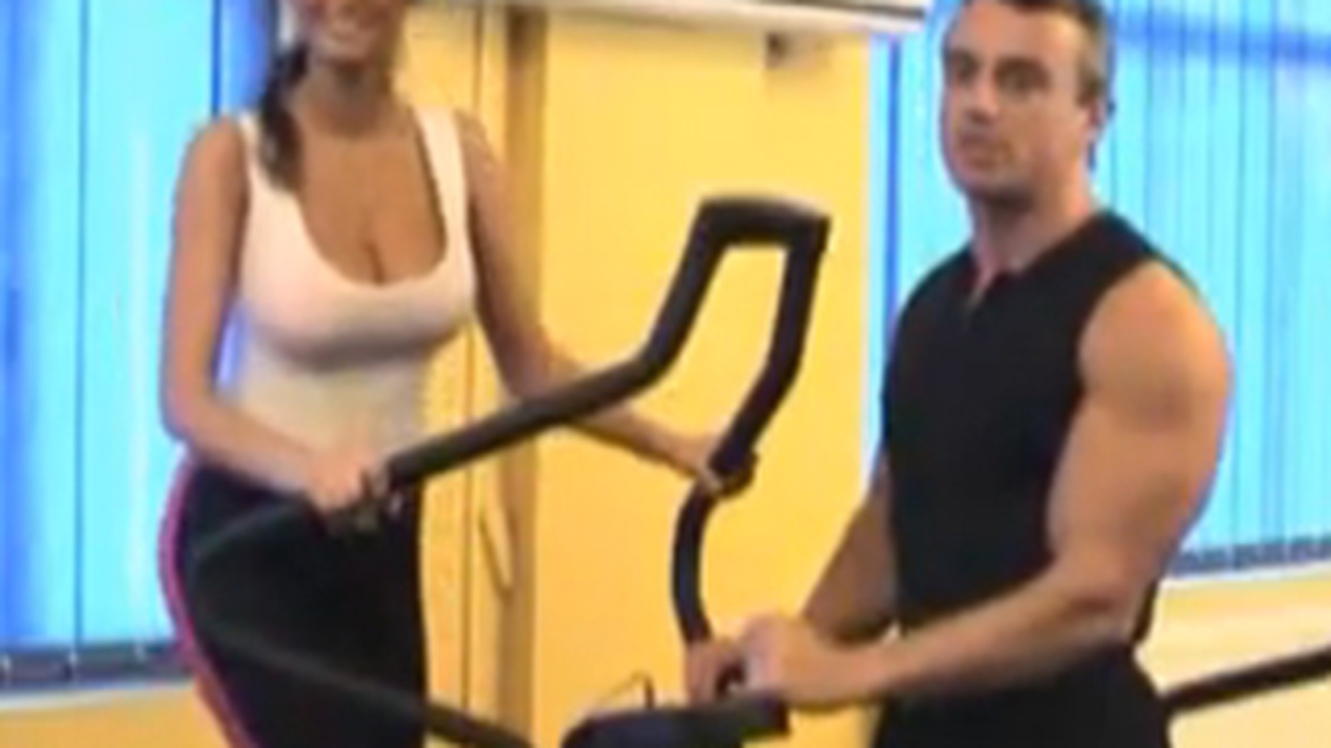 VIDEO DE COLECTIE! El a inselat-o, ea i-a fost mereu credinciosa! Nicoleta Luciu, acum 6 ani, intr-o dovada de fidelitate maxima fata de Zsolt! L-a certat la TV pe antrenorul ei de fitness "Ba, nu te mai uita la sanii mei!"