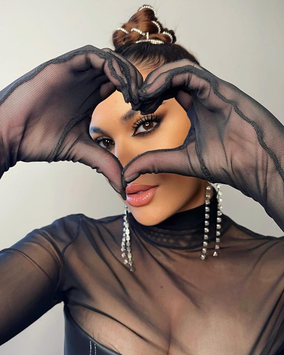 Betty Salam are trăsături foarte frumoase/ Sursa foto: Facebook