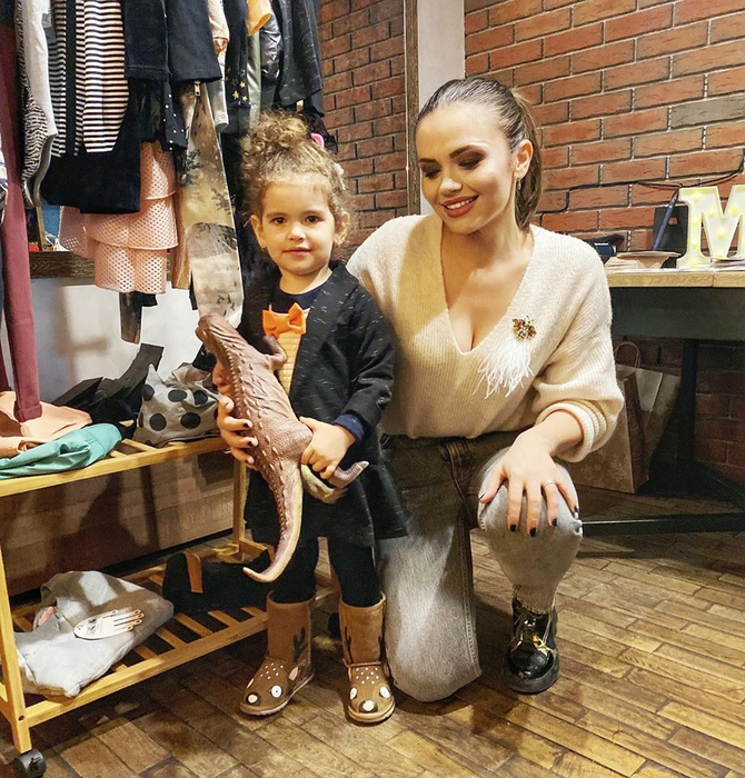 Cristina Șișcanu a vorbit despre al doilea copil: “Dacă va fi fată…”