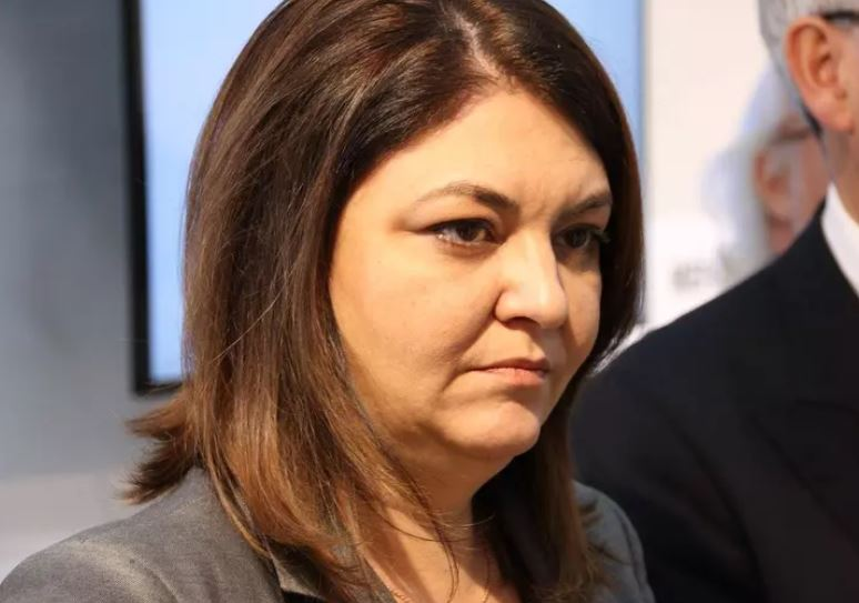 Ea este Adina, soția lui Crin Antonescu. Au făcut nuntă mare la Bruxelles