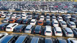 Orașul unde mașinile vechi devin ca noi! Cum sunt transformate autoturismele uzate