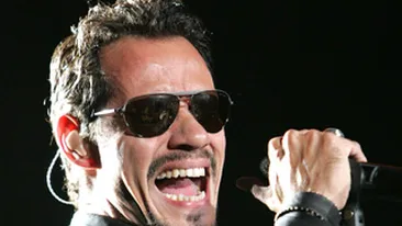 Marc Anthony: Whitney Houston, voi pretui mereu momentele in care am impartit aceeasi scena cu tine