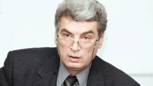 „Hagi era protejat de Mircea Sandu, Lăcătuș sărea la gât, iar Boloni era de nerecunoscut!” - Amintirile de aur ale unui mare arbitru