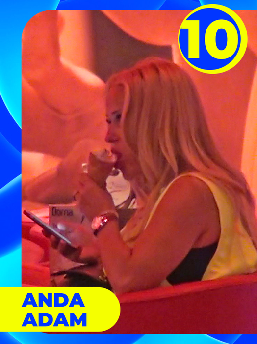 TOP 30 de vedete care au găsit soluţia perfectă împotriva caniculei! Roxana Vancea, Monica Gabor sau Laura Cosoi, show cu îngheţată şi… 