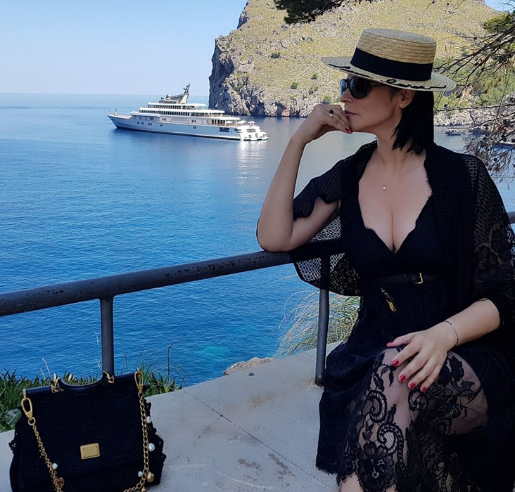 Andreea Marin, gest de iubire pentru bărbatul din viața ei: ”Împreună!”