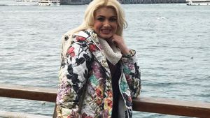 E de nerecunoscut: mănâncă întruna! Cum arată ”anorexica Flavia” după ce a intrat la cură de... îngrăşare!