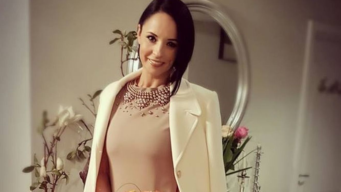 ANDREEA MARIN le pregăteşte o surpriză fanilor: "Diseară veţi afla răspunsuri!"