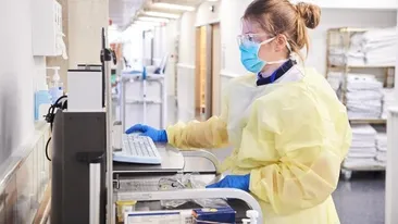 Soluția care pulverizată pe haine sau suprafețe poate ține virusurile departe până la 90 de zile