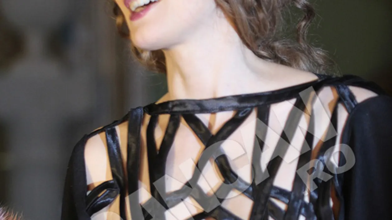 Iulia Albu îşi comentează ţinuta de la Gala Gopo: Am obosit să şochez, acum mi-am propus să dau valoare acestui eveniment