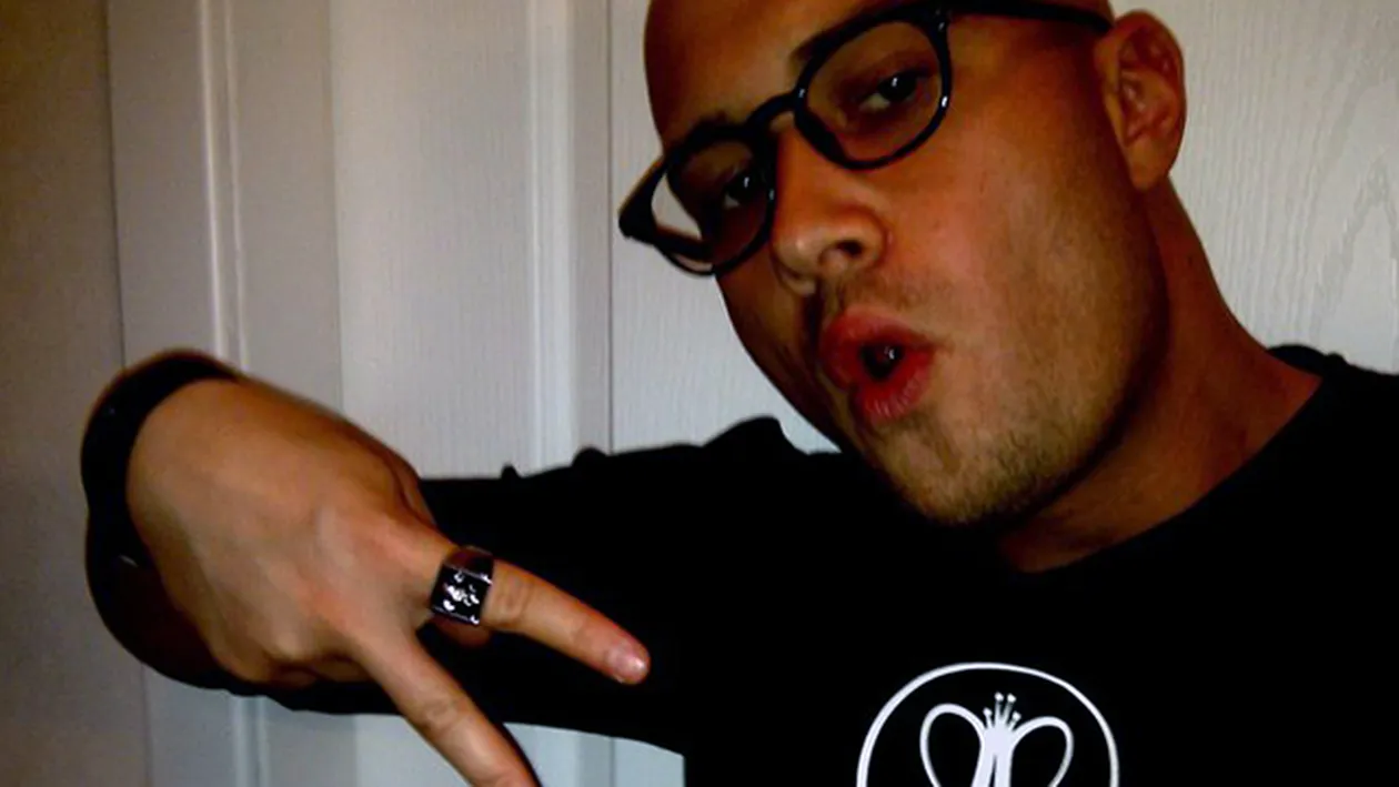 SCANDALOS! Mihai Bendeac, declaratie defaimatoare la adresa Romaniei. Vezi cum jigneste tara si drapelul