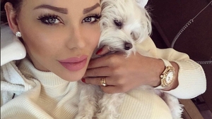 Bianca Drăguşanu a primit din nou inelul de logodnă! Blonda şi-a etalat mândră bijuteria