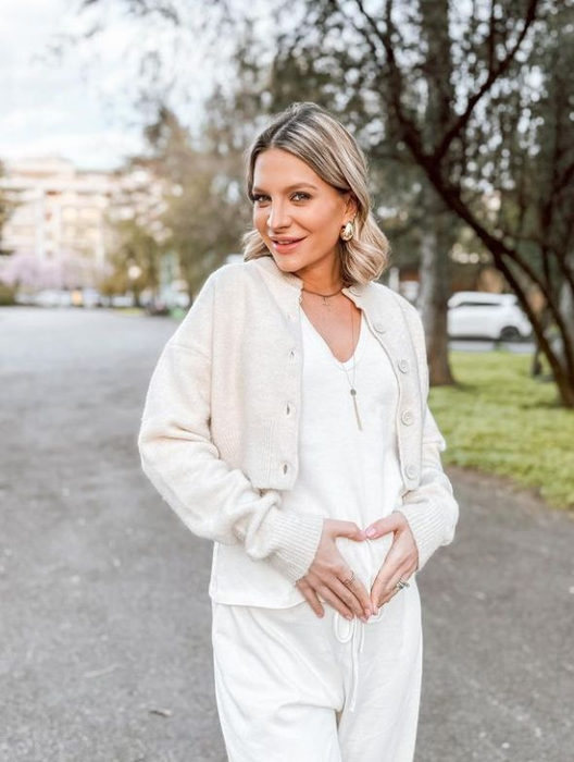 ”Mi-am făcut bagajul!” CANCAN.RO are detaliile de ultimă oră: medicul a pus-o în gardă pe Ana Baniciu, însărcinată în 9 luni!