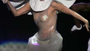 Lady Gaga a cantat la Bucuresti: "Vomit in timpul showurilor mele, sunt multe gramajoare de voma Gaga pe undeva pe acolo"