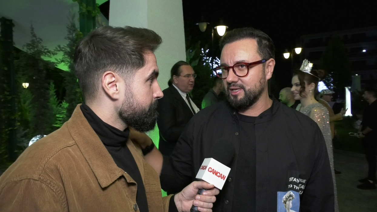 Cătălin Măruță: "Îți spun doar că e o ea! E o ea care a simțit nevoia după un an jumătate să caute un podcast, ne-a ales pe noi și a vrut să vină să spună ce avea pe suflet. Sunt niște lucruri extrem de emoționante, extrem de interesante, te trec prin toate stările!"