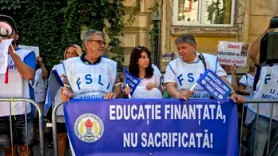Noi proteste ale profesorilor în fața Ministerului Educației