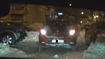 Un tanar deputat nu pare sa aiba noroc in dragoste! Nu reuseste de niciun fel sa-si intemeieze o familie!