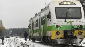 Tragedie pe calea ferată! Patru morţi şi 11 răniţi, după ciocnirea unui tren cu un vehicul militar