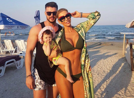 Imagine de colecție cu Victor Slav și fiica sa: “Seamănă cu Bianca de dinaintea operațiilor”