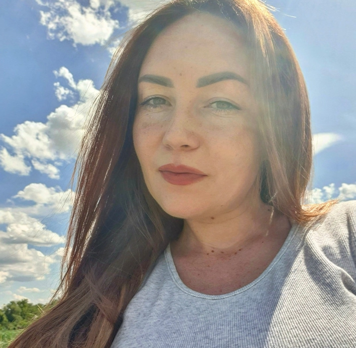 ”Regina cristalelor” a devenit mămică! Primele imagini cu micuța: ”Plâng numai când mă uit la ea!” + I-a ales, deja, numele