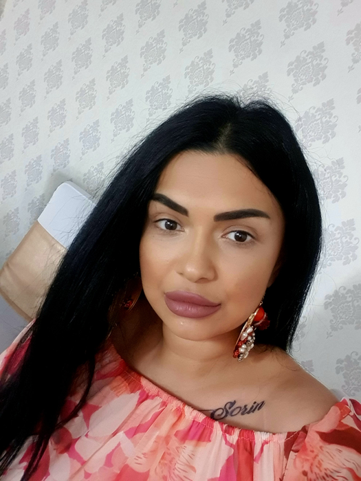 Raluca Drăgoi este însărcinată (Foto: Facebook)