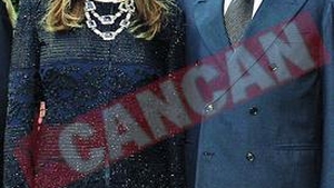 Sotia lui Berlusconi cheleste