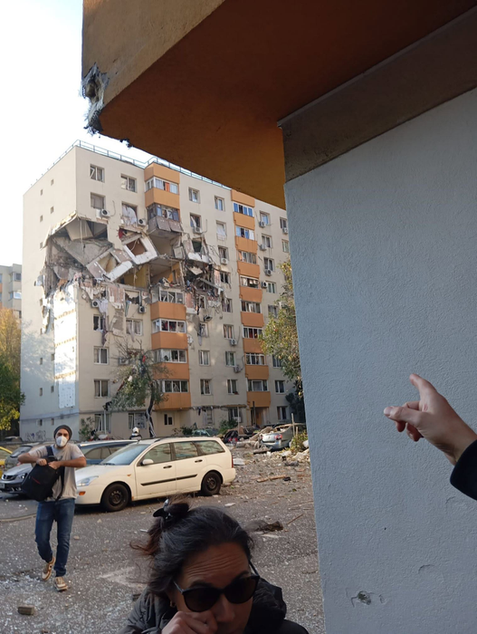 Explozie la un bloc din Sectorul 5 al Capitalei! S-a activat planul roșu de intervenție UPDATE