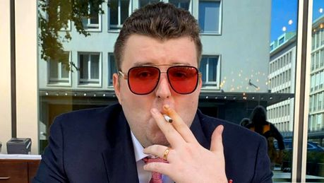 De ce i-au confiscat polițiștii armele moștenitorului imperiului Micula