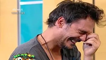 Razvan Simion si-a umilit iubita in direct! A facut o criza de ras dupa ce a scapat pasarica: O iau acasa!