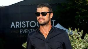 Ce meserie are noua iubită a lui Marius Elisei. Este mai în vârstă decât fostul soț al Oanei Roman