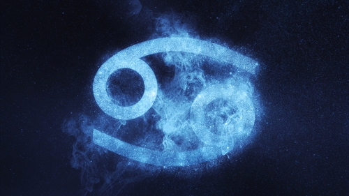 Horoscop săptămânal 24 – 30 august 2020. Racii trăiesc intens, profund