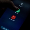 Ce se întâmplă dacă nu îți repornești niciodată telefonul. De ce specialiștii recomandă să o faci periodic