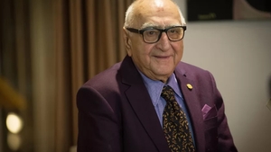 Dinu Săraru a murit la 92 de ani. Mesajul tulburător transmis de fiica lui, înainte ca scriitorul să-și dea ultima suflare