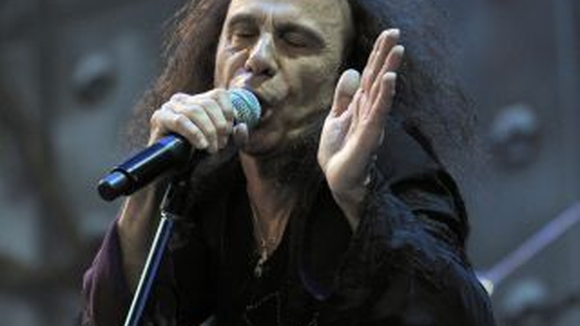 VIDEO A murit Ronnie James Dio, solist al trupelor Black Sabbath si Heaven & Hell