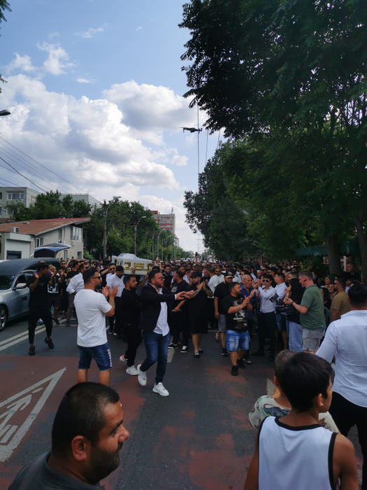 Ciprian Pian, condus pe ultimul drum! Imaginile durerii în 100 de fotografii