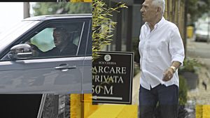Giovanni Becali a împlinit 70 de ani, iar CANCAN.RO a surprins totul! Party peste drum de casă + De ce a lipsit Gigi și cadourile trimise prin mesager