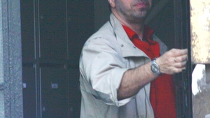 Mihai Pocorschi nu tine la silueta! Se indoapa cu floricele si sucuri acidulate