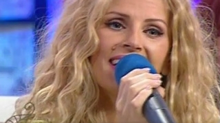 VIDEO Melodia "Ai se eu te pego" a molipsit-o si pe Andreea Banica! Asculta aici cum a cantat-o impreuna cu Laurentiu Duta!