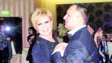 Situatie-soc pentru Monica Anghel! Prietenele i-au prins sotul cu o blonda