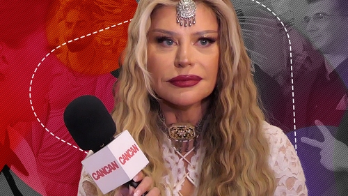 Loredana recunoaşte că mama ei a fost severă. I-a descoperit talentul muzical, dar nu a dorit ca fiica ei să devină artistă: „Încerc să o ascult, să nu am regrete”