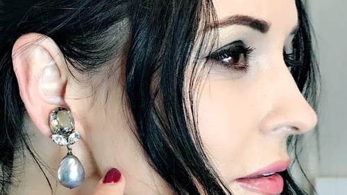 Cum arată Andreea Marin blondă, cu părul scurt. A postat o fotografie pe contul personal de socializare și...
